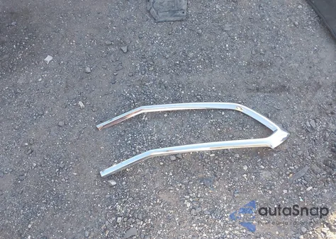 2018 Chevrolet Equinox Lt z USA, uszkodzony, nr VIN 3GNAXJEV7JS501771